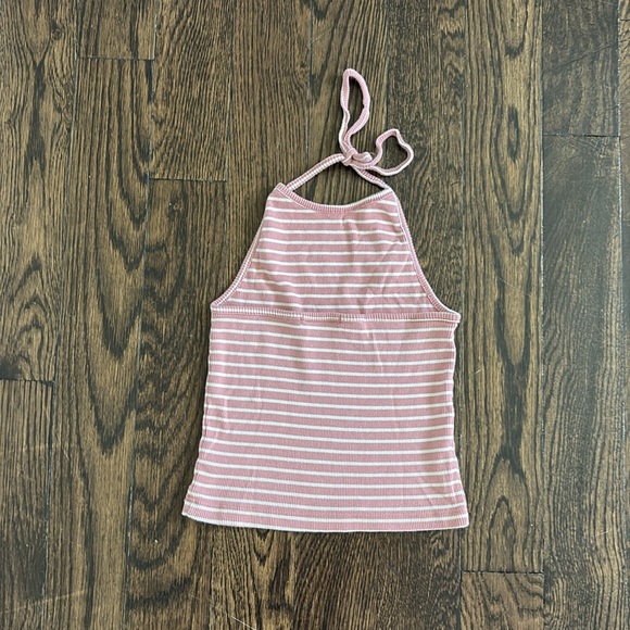 Brandy Melville Tank Top Bundle‎ - Picture 5 of 7